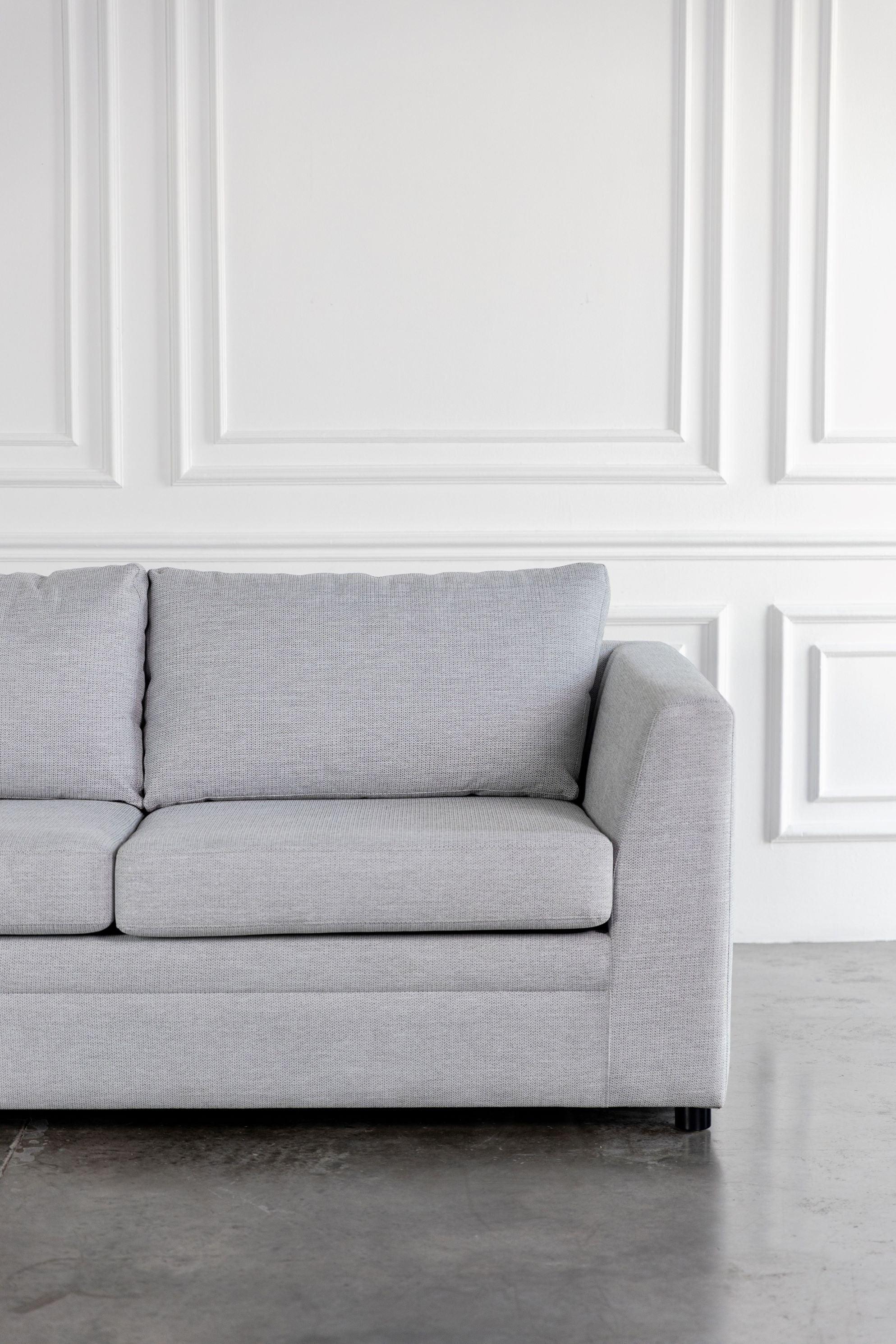 Light Grey 2-seater comeover sofa bed right side